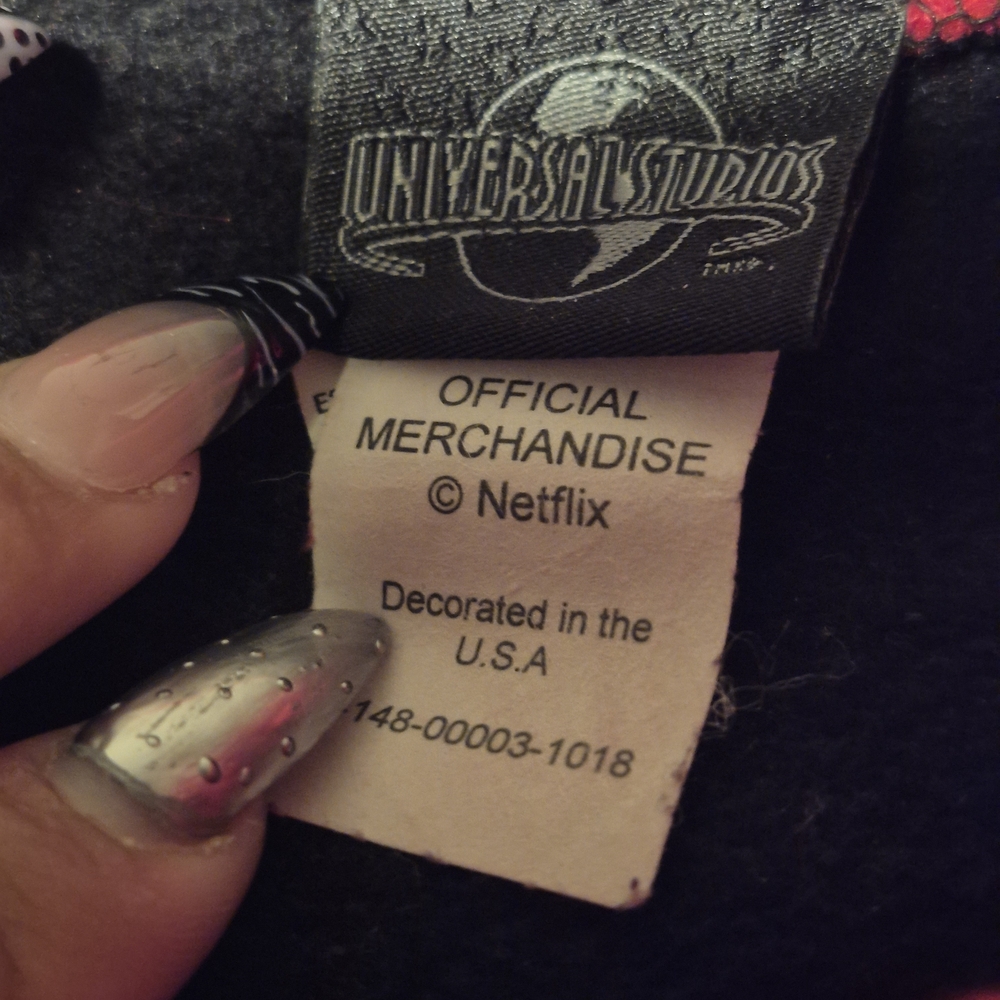 Universal Studios x Stranger Things Hoodie - Picture 6 of 8